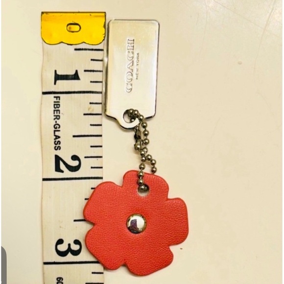 Coach Tea Rose and Coach silver metal Tag Keychain/ Bag Charm - Picture 7 of 7